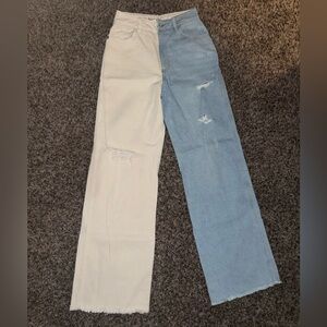 Single legged crème jean designed kan can